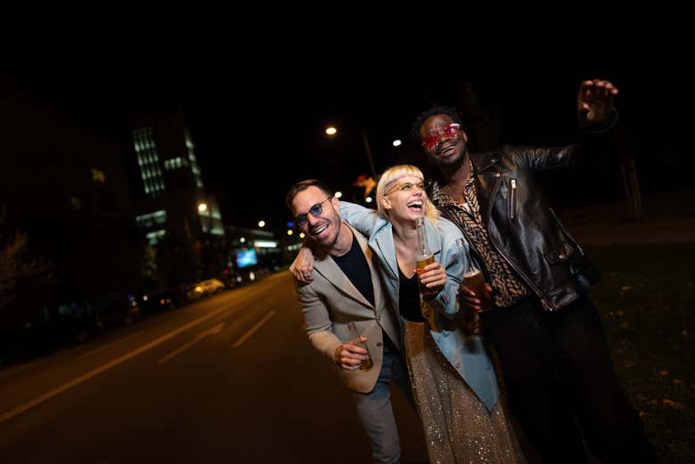 Percorreremos os melhores bares da Rua Augusta