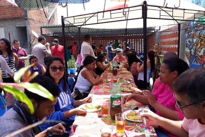 Feijoada na favela de Paraisópolis