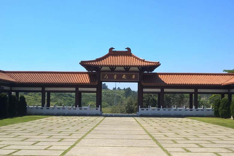 Entrada del Templo Zu Lai