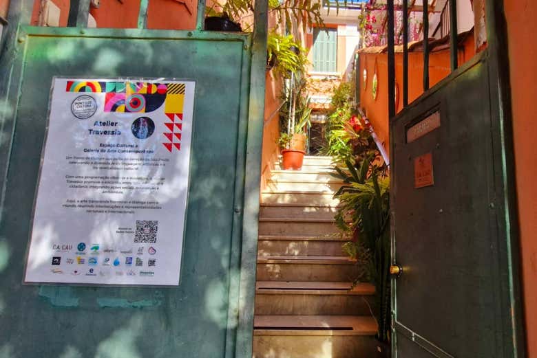Entrada al Atelier Travessia