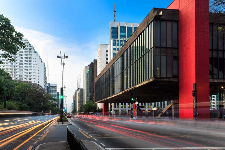 O icônico edifício do Museu de Arte de São Paulo