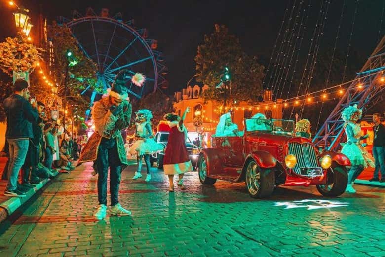 Hopi Hari Park at night