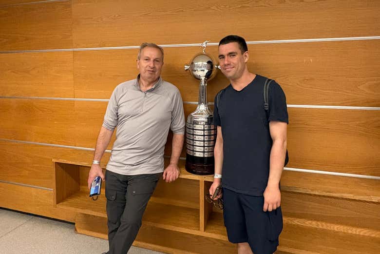 Fotografiaos con las réplicas de los trofeos más importantes