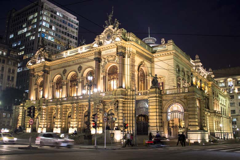 Le théâtre municipal de Sao Paulo