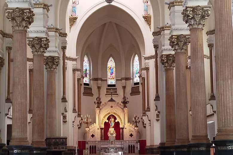 Interior de la parroquia