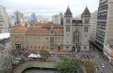 Tour pelas igrejas católicas de São Paulo
