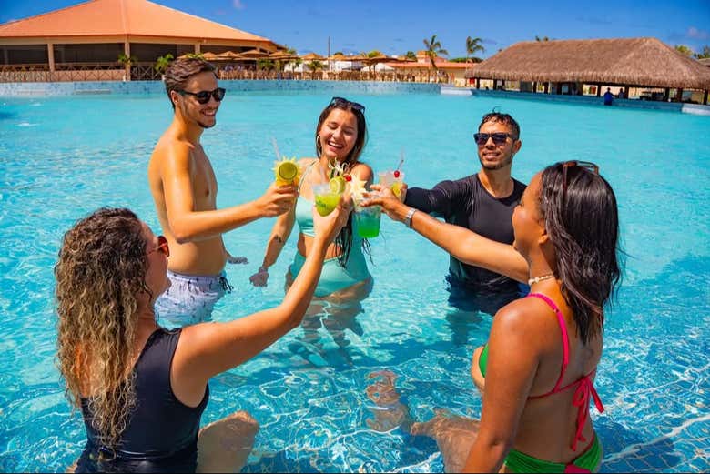 Disfrutando con amigos de Acquaventura