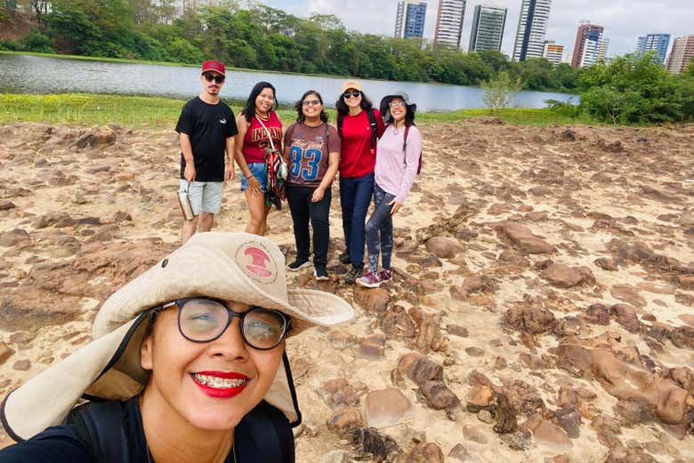 Con el cauce del Poti de fondo 