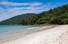 Passeio de escuna pela ilha Anchieta e praia das Sete Fontes