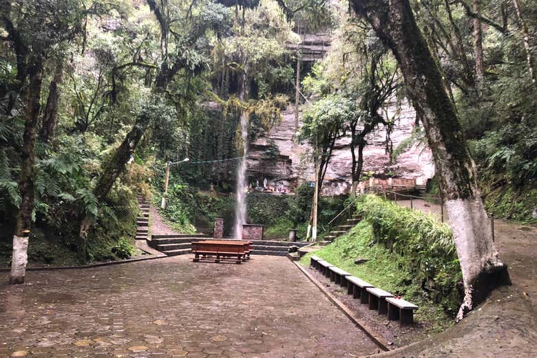 Gruta Nossa Senhora de Lourdes