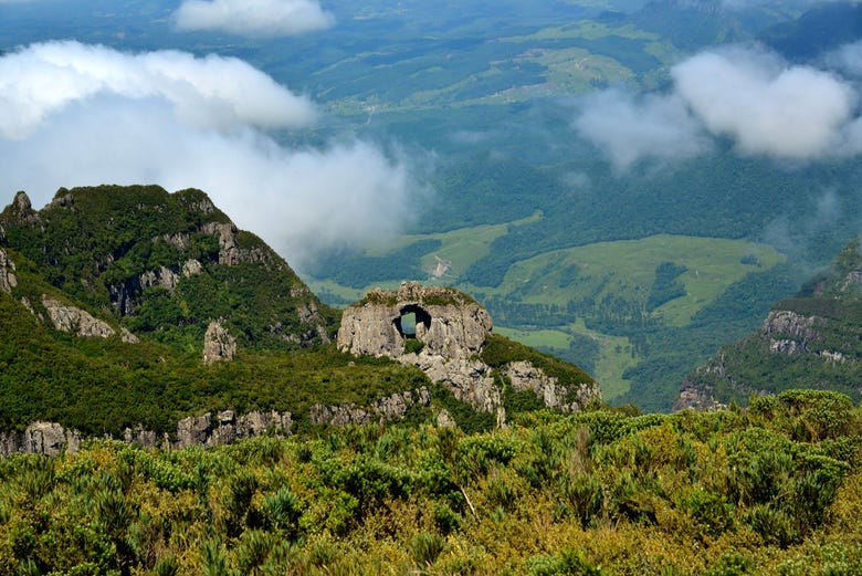 Pedra Furada no Parque Nacional de São Joaquim
