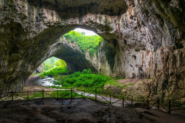 Excursión por las cuevas de Bulgaria
