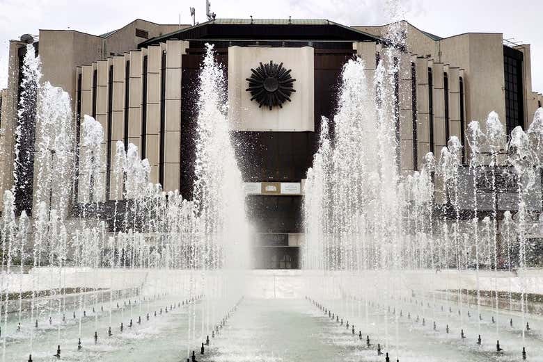 Fuente monumental de Sofía