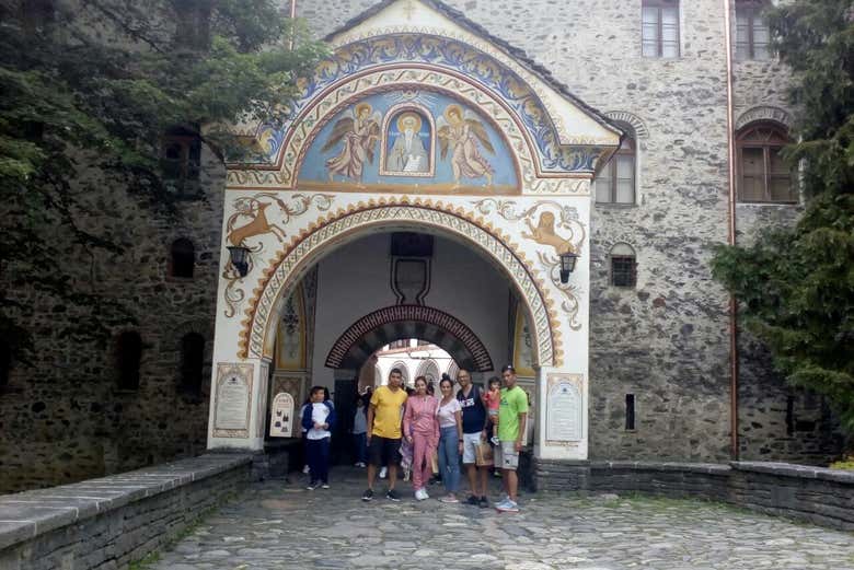 Explorando el monasterio