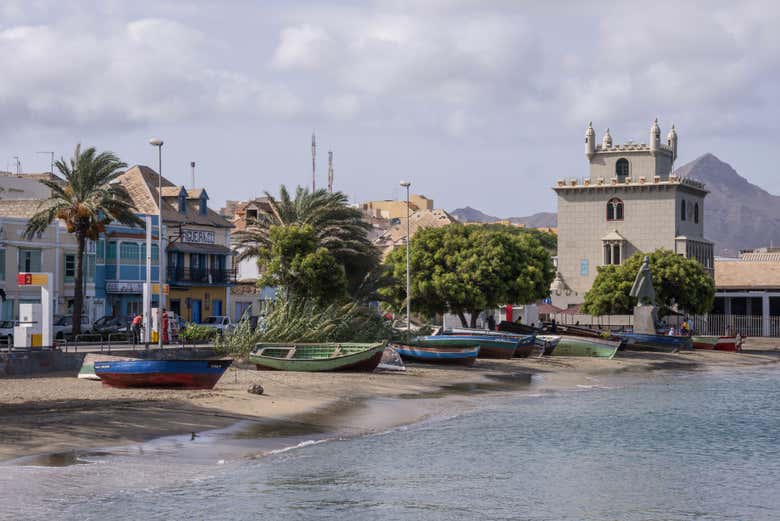 Tour de Belém à Mindelo
