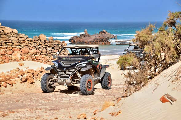 Tour de buggy pela ilha da Boa Vista