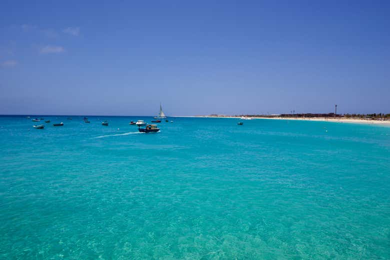 Você poderá praticar snorkel na ilha de Sal