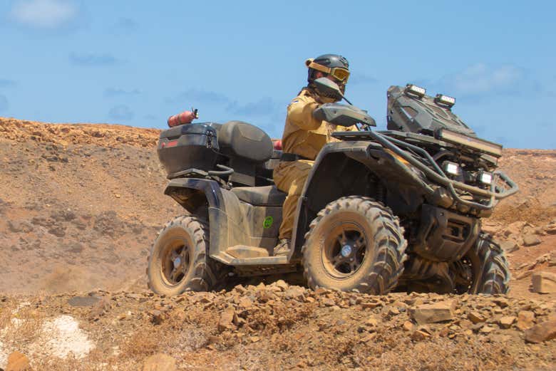 Recorriendo en quad la Isla de Sal