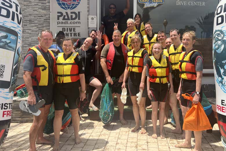 Foto de grupo antes de iniciar la actividad