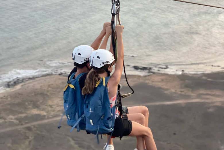 Voando sobre as dunas da Serra Negra