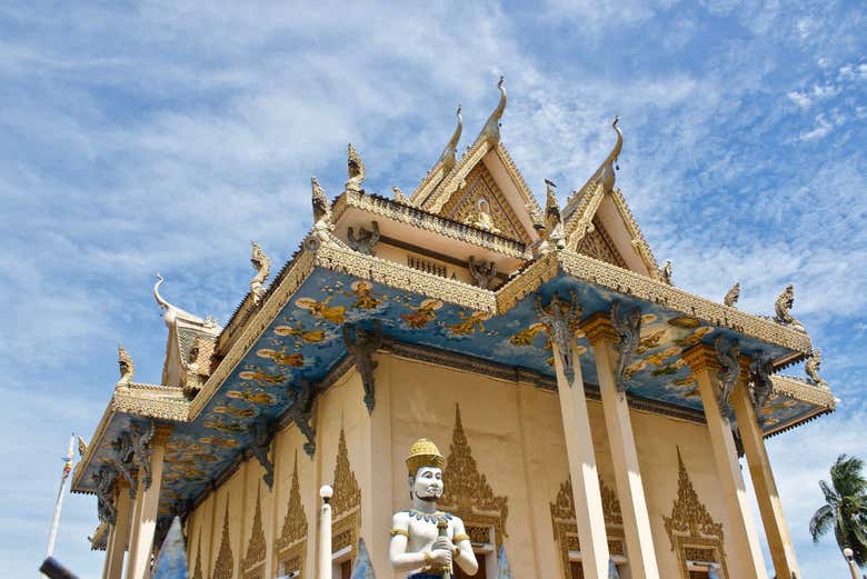 Visitando o templo Wat Ek Phnom