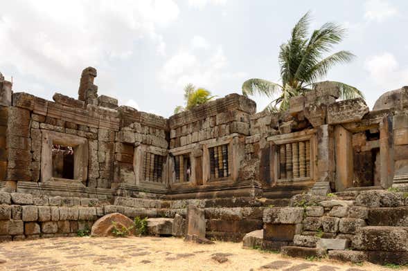 Phnom Chisor & Tonle Bati Private Day Trip
