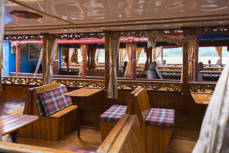 Interior del crucero