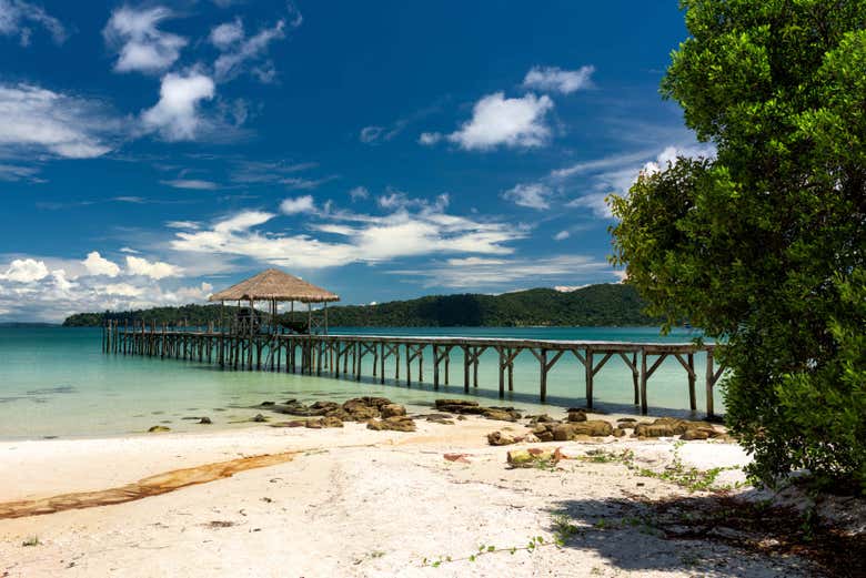 Muelle en la isla Samloem