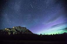 Observación de estrellas y auroras boreales en Banff