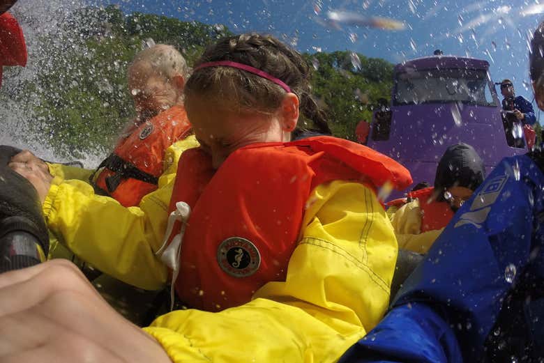 Balade en bateau dans les rapides