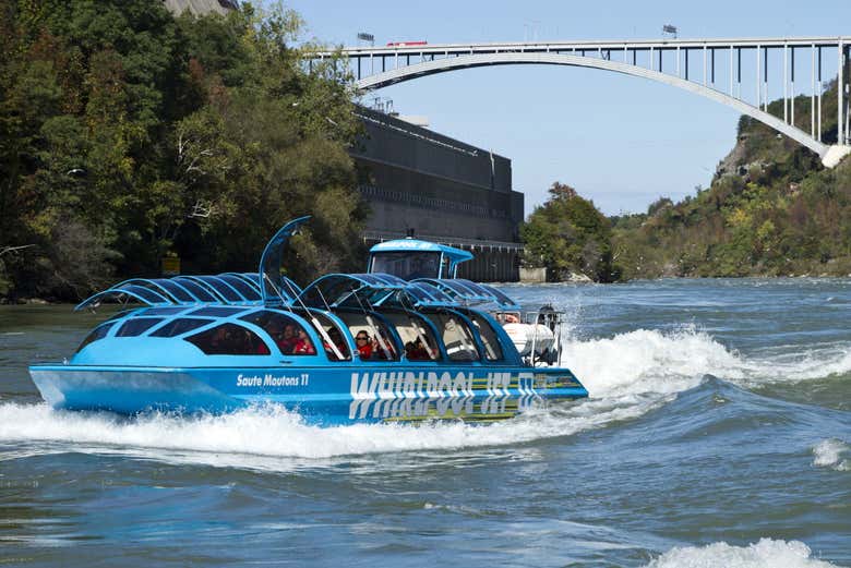 Jet Dome Tour on Niagara River