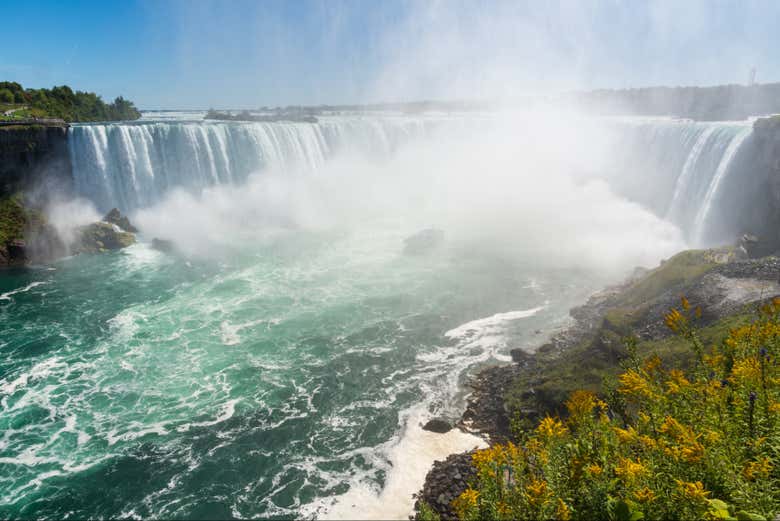 Vista panorámica con las Cataratas del Niágara