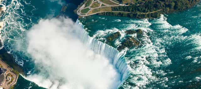Vol en hélicoptère au-dessus des chutes du Niagara