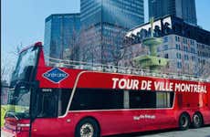 Autobús y barco turístico de Montreal