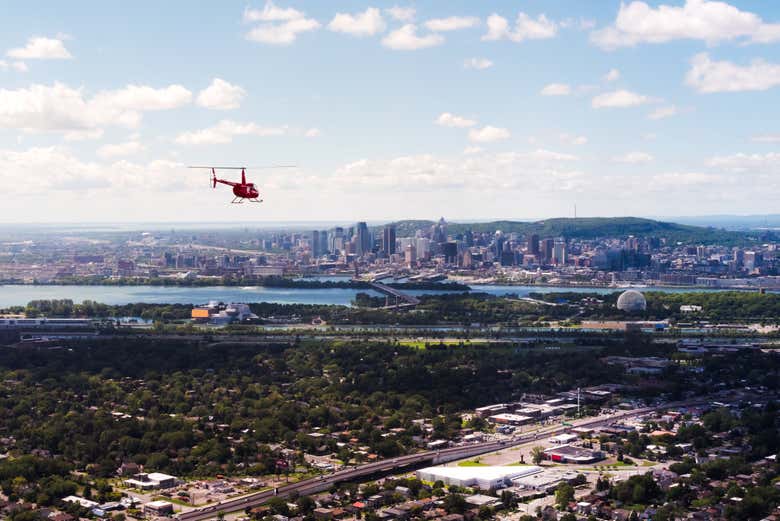 Une vue à vol d'oiseau sur le centre-ville de Montréal