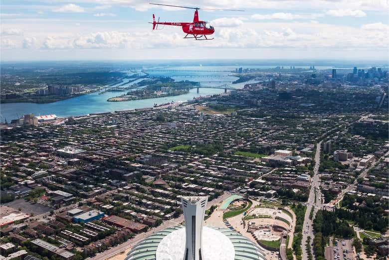 Contemplez Montréal depuis le ciel