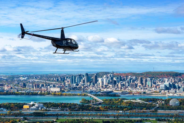 Volo in elicottero su Montréal