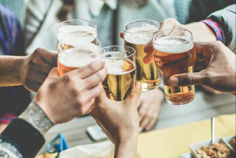 Trinquez avec des bières
