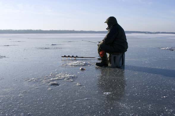 Ice Fishing in Plevna