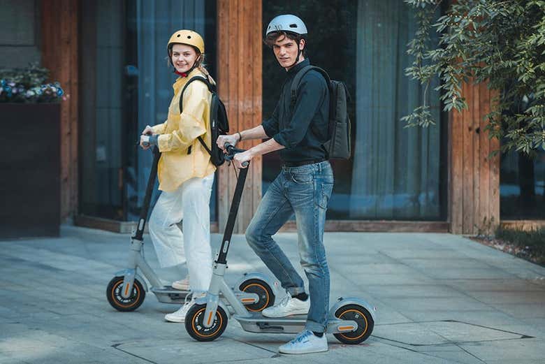 Découvrez Toronto en trottinette électrique