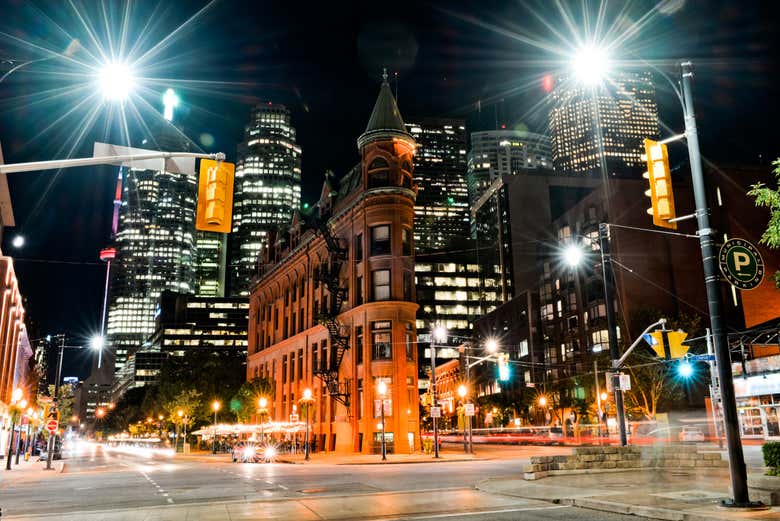 Stroll the city streets