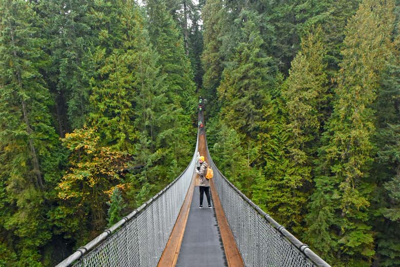Cross these famous bridges