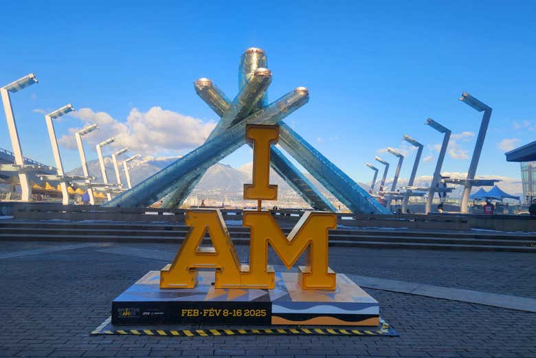 El Olympic Cauldron