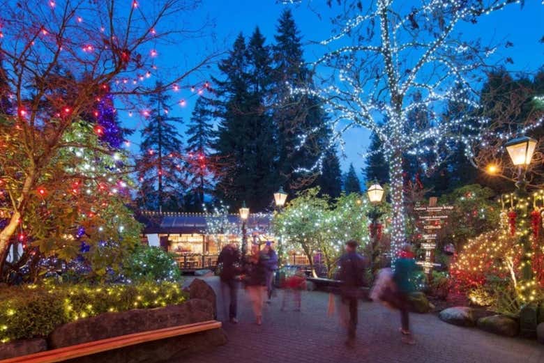 En el Parque Capilano se vive un gran ambiente navideño