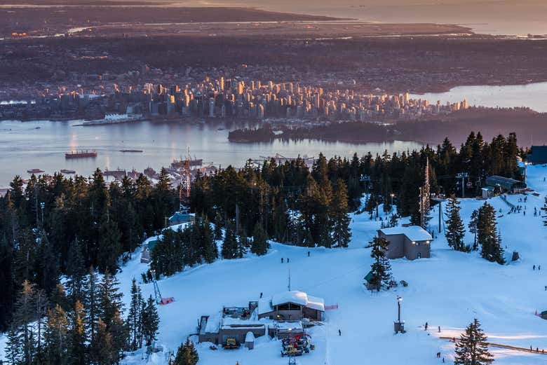 Vancouver visto desde el monte Grouse