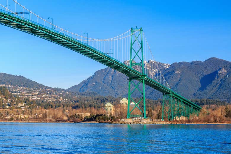 Vistas del Lions Gate Bridge