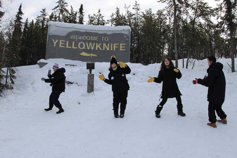 Disfrutando del tour por Yellowknife