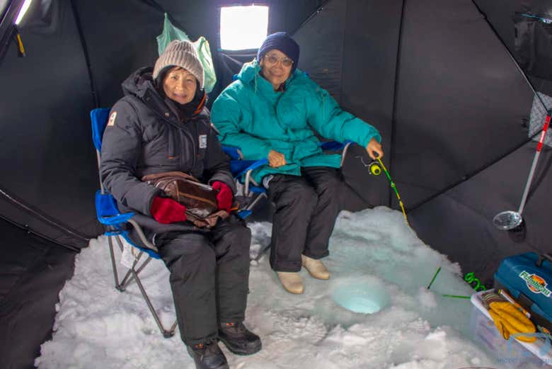 Pêche sur glace au Grand Lac des Esclaves