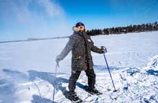 Passeio com raquetes de neve pelo Great Slave Lake