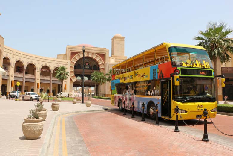 Contemplaréis Doha de forma cómoda desde el autobús turístico